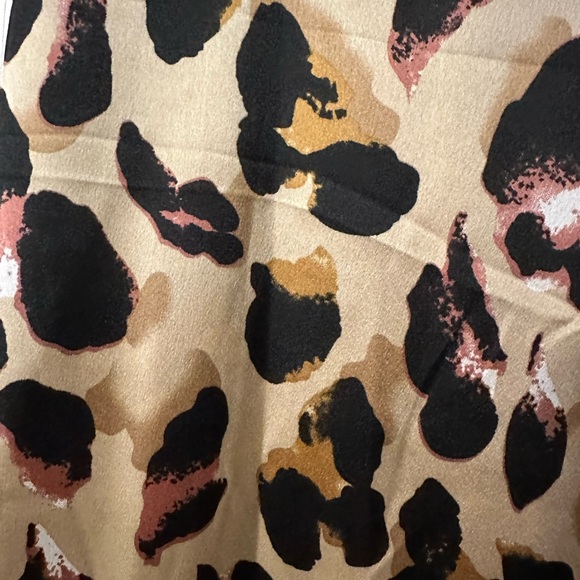 NWT leopard wrap skirt - Picture 6 of 6